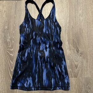Lululemon tank top size 2